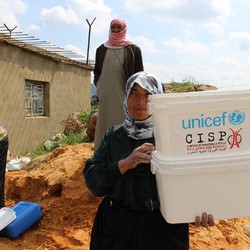 Agua para los niños refugiados sirios en el Líbano Imagen 5